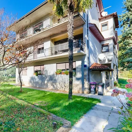 Gianna Apartment
